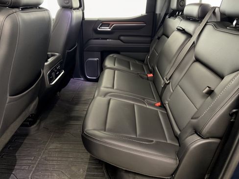 Used 2023 GMC Sierra 1500 Denali w/ Denali Reserve Package AWD/4WD image 25
