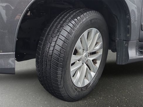 Used 2015 Lexus GX 460 image 38