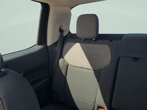 Used 2022 Ford Maverick XLT image 12