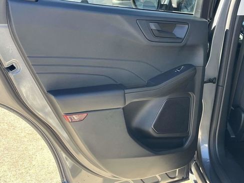 Used 2022 Ford Escape SE w/ Convenience Package image 16