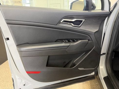 Used 2023 Kia Sportage X-Line w/ X-Line Premium Package image 21