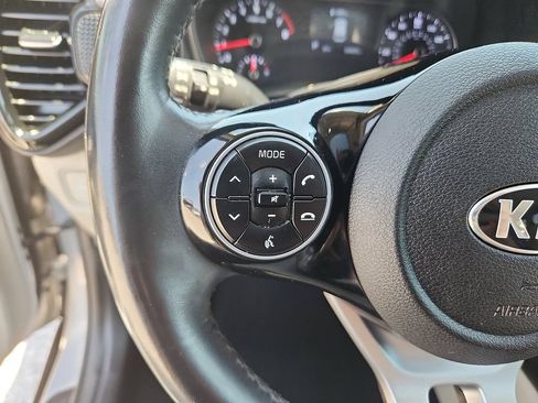 Used 2021 Kia Soul EX FWD image 17