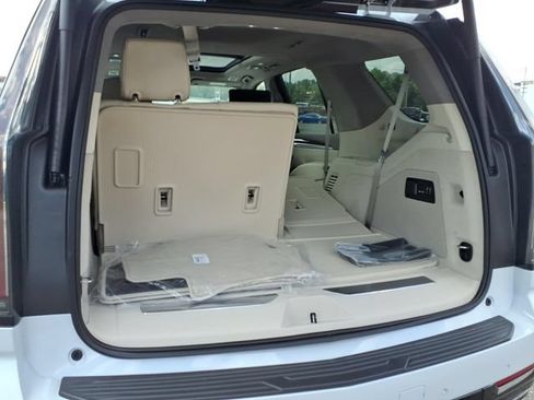 New 2026 Cadillac Escalade Platinum Sport w/ LPO, ONYX Package AWD/4WD image 5