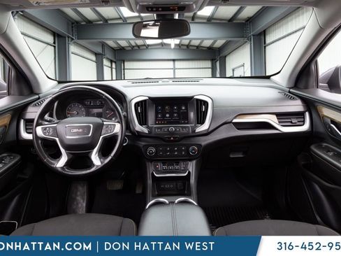 Used 2018 GMC Terrain SLE FWD image 4