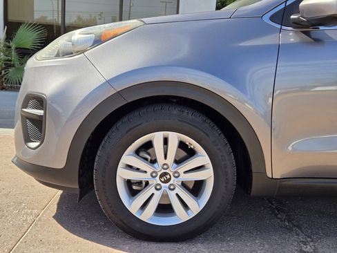 Used 2018 Kia Sportage LX FWD image 5