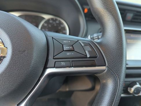 Certified 2021 Nissan Kicks S image 41