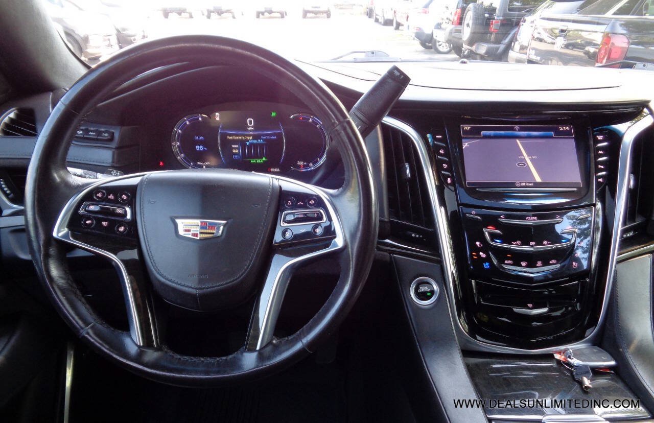 Used 2020 Cadillac Escalade ESV Platinum AWD/4WD image 9