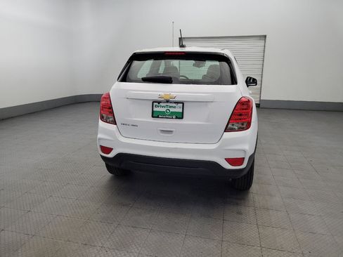 Used 2019 Chevrolet Trax LS image 7