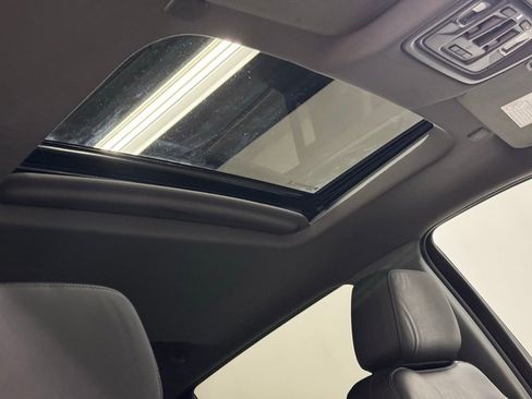 Used 2020 Chevrolet Silverado 3500 LTZ w/ LTZ Premium Package image 28