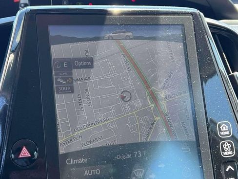 Used 2022 Toyota Prius Prime XLE FWD image 36