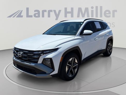 Certified 2025 Hyundai Tucson SEL FWD image 1