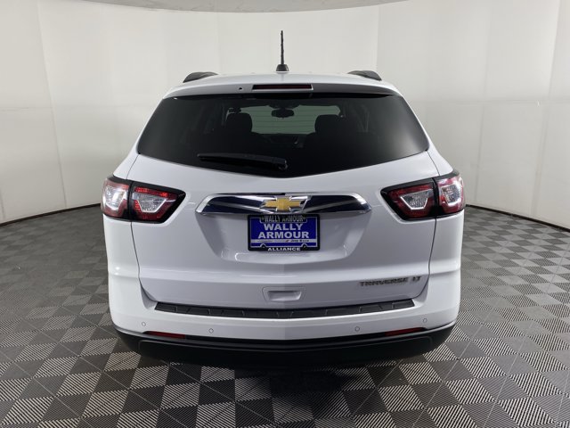 Used 2016 Chevrolet Traverse LT w/ Style and Technology Package FWD image 8