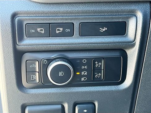 Used 2024 Ford F150 Lariat w/ FX4 Off-Road Package image 10