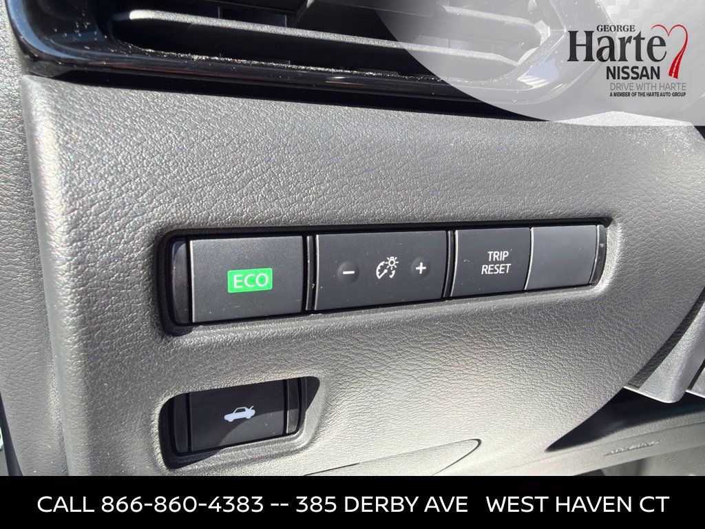 Certified 2025 Nissan Sentra SV w/ All-Weather Package FWD image 14