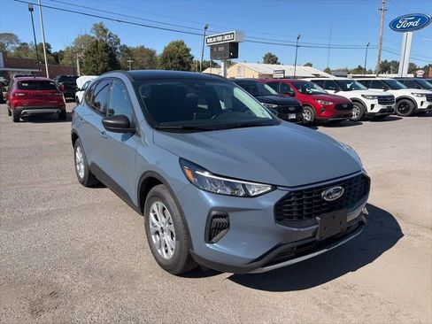 New 2026 Ford Escape Active image 8