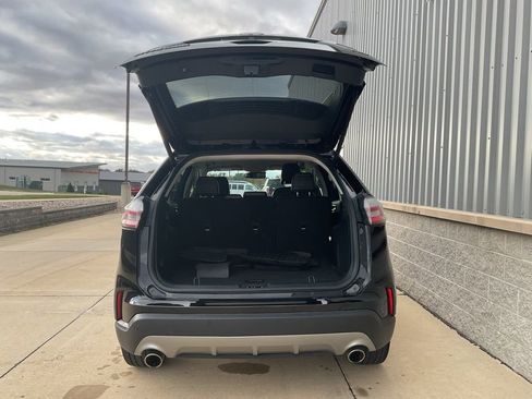 Used 2024 Ford Edge Titanium w/ Equipment Group 301A image 22