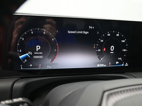 New 2026 Nissan Sentra SR FWD image 18
