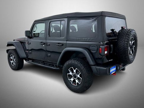 Used 2022 Jeep Wrangler Unlimited Rubicon w/ Cold Weather Group AWD/4WD image 7