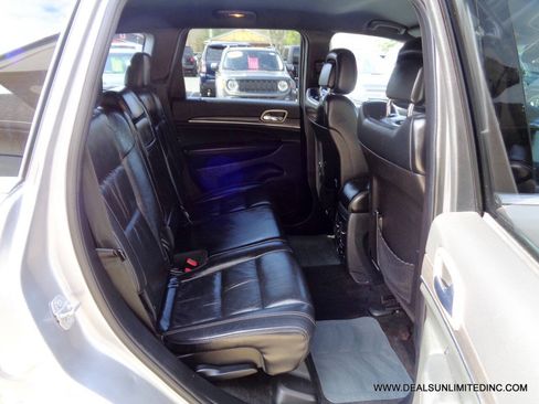 Used 2015 Jeep Grand Cherokee Limited AWD/4WD image 23