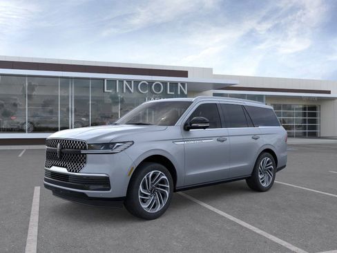 New 2026 Lincoln Navigator Reserve AWD/4WD image 1