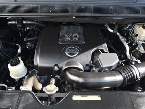 Used 2015 Nissan Armada SV image 18