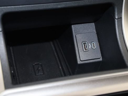 Used 2024 Ford Edge SEL w/ Convenience Package image 26