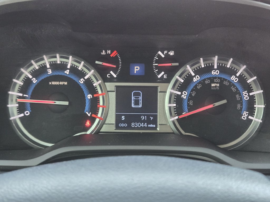 Used 2018 Toyota 4Runner SR5 RWD image 20