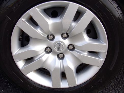 Used 2010 Nissan Altima 2.5 S image 20