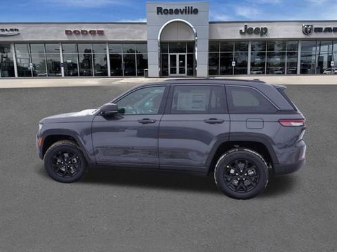 New 2026 Jeep Grand Cherokee Altitude AWD/4WD image 6