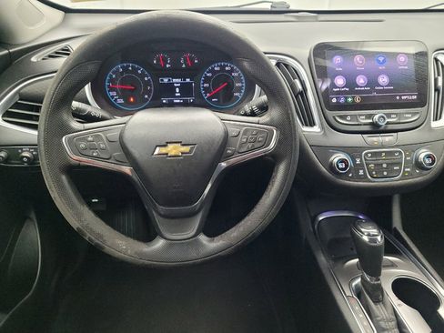 Used 2020 Chevrolet Malibu LT FWD image 22