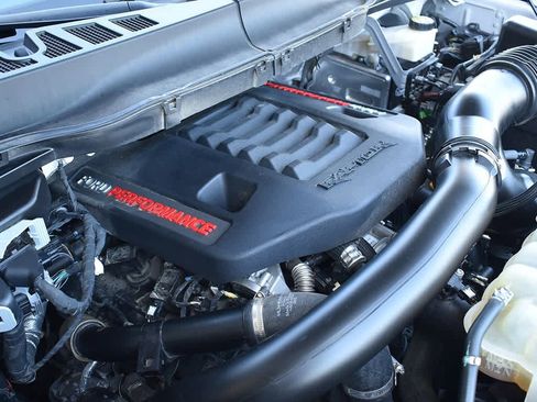 Used 2023 Ford F150 Raptor image 12