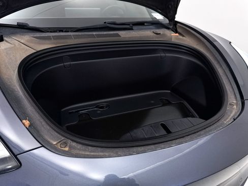 Used 2019 Tesla Model 3 Standard Range Plus RWD image 11