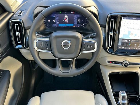 New 2026 Volvo XC40 B5 Plus w/ Protection Package Premier image 15