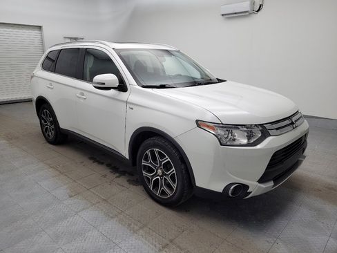 Used 2015 Mitsubishi Outlander GT image 11