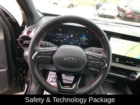 Used 2025 Chevrolet Equinox RS w/ Safety and Technology Package image 15