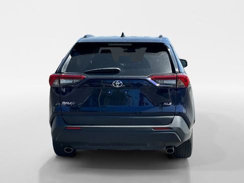 Used 2024 Toyota RAV4 XLE FWD image 4
