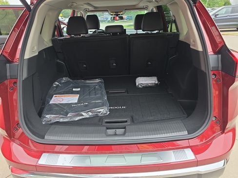 New 2026 Nissan Rogue Platinum AWD/4WD image 16