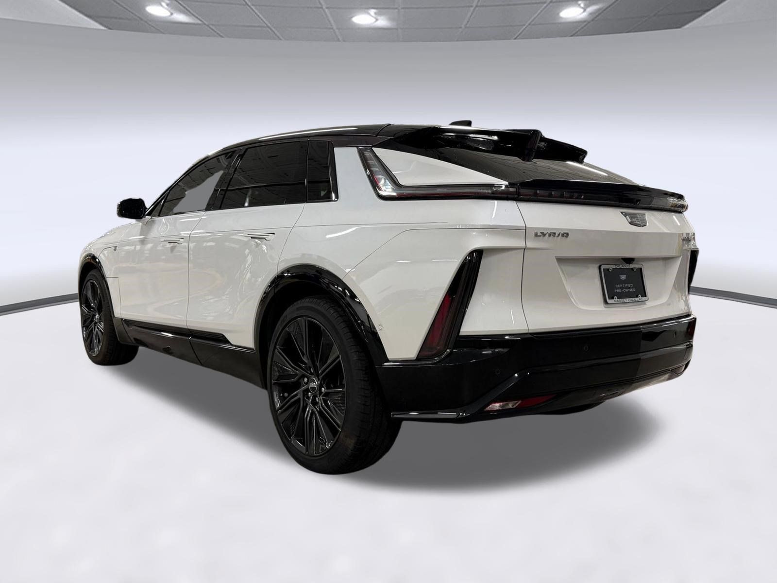 Certified 2024 Cadillac Lyriq Sport AWD/4WD image 3