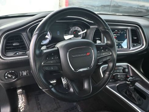 Used 2018 Dodge Challenger R/T w/ Quick Order Package 28P T/A image 10