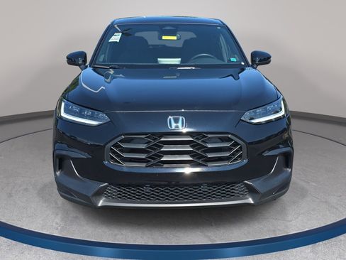 Used 2025 Honda HR-V Sport image 2