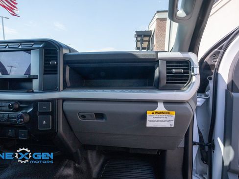 Used 2024 Ford F550 2WD Regular Cab Super Duty image 29