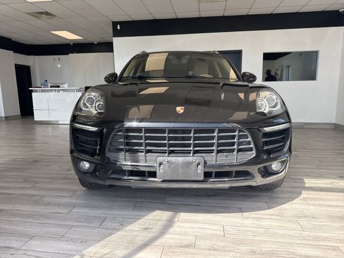 Used 2015 Porsche Macan S AWD/4WD image 2