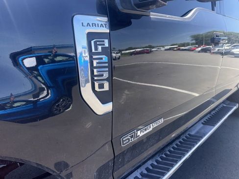 Used 2020 Ford F250 Lariat w/ Lariat Ultimate Package image 3