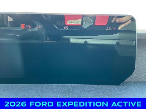 New 2026 Ford Expedition Active image 2