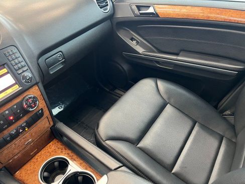 Used 2009 Mercedes-Benz ML 350 4MATIC image 24