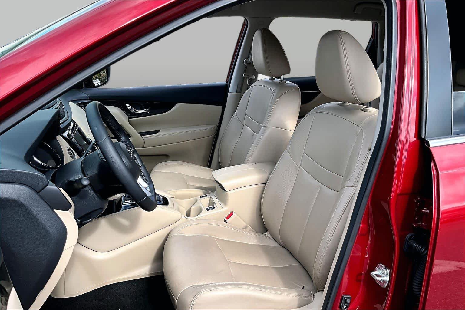 Used 2018 Nissan Rogue SL FWD image 8