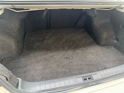 Used 2018 Nissan Altima 2.5 SV image 5