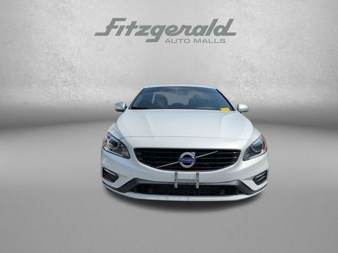 Used 2016 Volvo S60 T6 R-Design AWD/4WD image 2