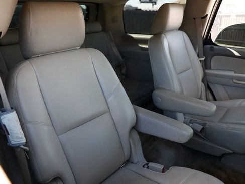 Used 2013 GMC Yukon SLT image 17