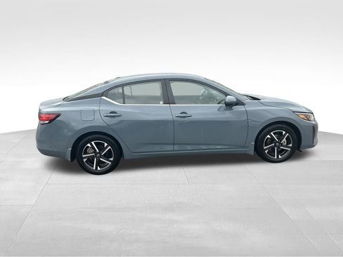 Certified 2025 Nissan Sentra SV w/ Lighting Package image 7